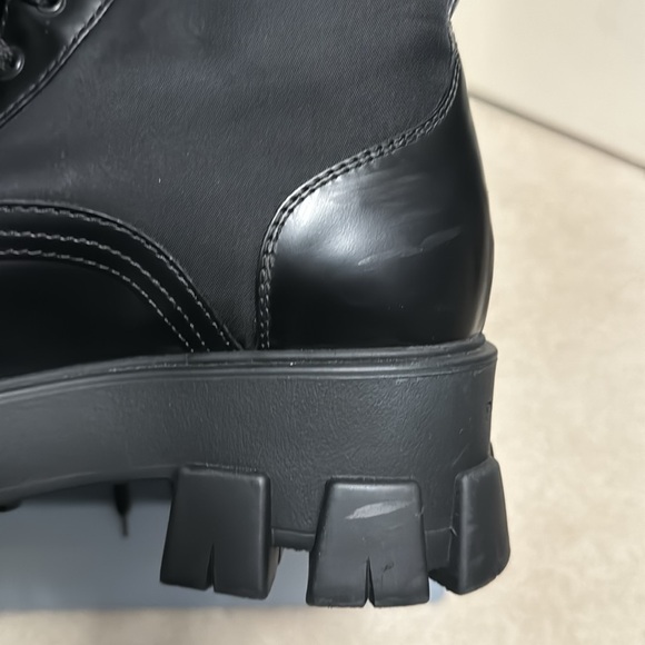 Prada Women’s Monolith Boots 39 - Picture 2 of 5
